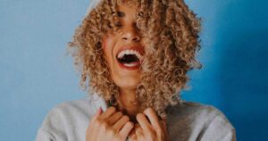 Più di 100 frasi divertenti per ogni occasione