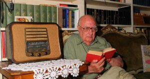 Andrea Camilleri: biografia e frasi celebri dello scrittore