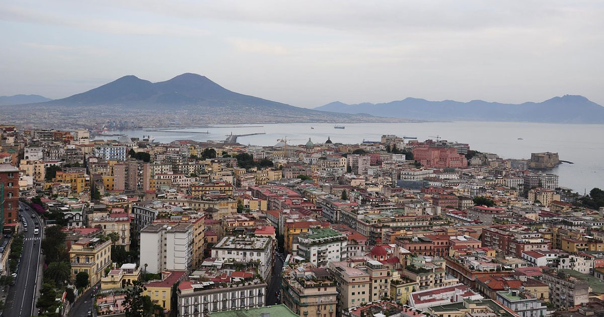 Alcuni libri su Napoli
