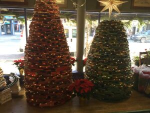 Come fare un albero di Natale con i libri