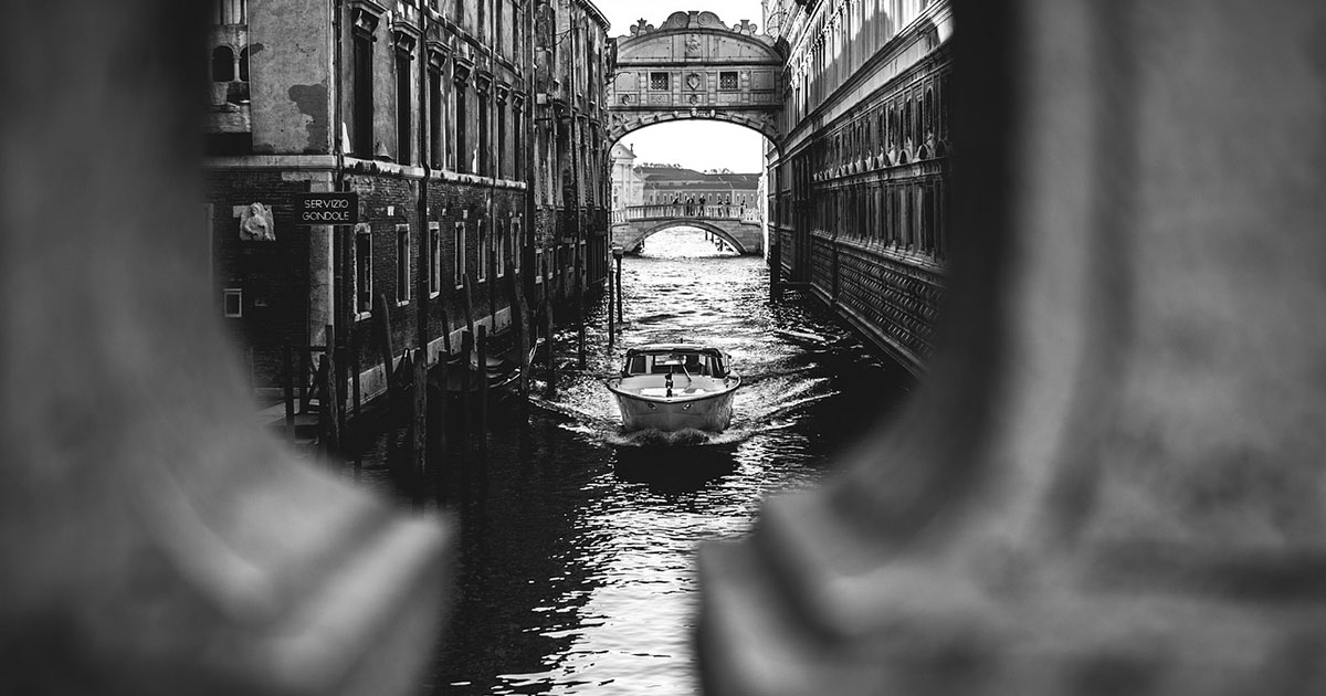 romanzi gialli ambientati a venezia