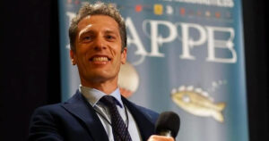 A tu per tu con Andrea Maggi, il professore più amato d’Italia