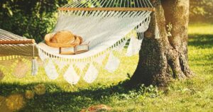 Leggi sotto il sole: una selezione di romanzi estivi per ogni gusto!