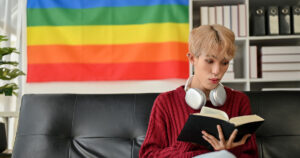 Romanzi storici queer: 5 opere dei secoli XIX e XX da leggere