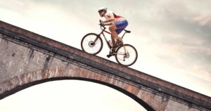 Frasi ispiratrici per ogni occasione: affronta le sfide con grinta e positività