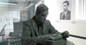 La tragica storia di Alan Turing: un genio tradito dal suo Paese