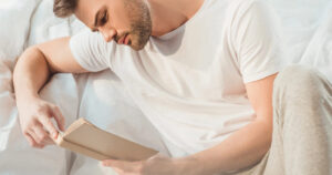 Leggere senza capire tutto: perché va bene così (e fa bene comunque)