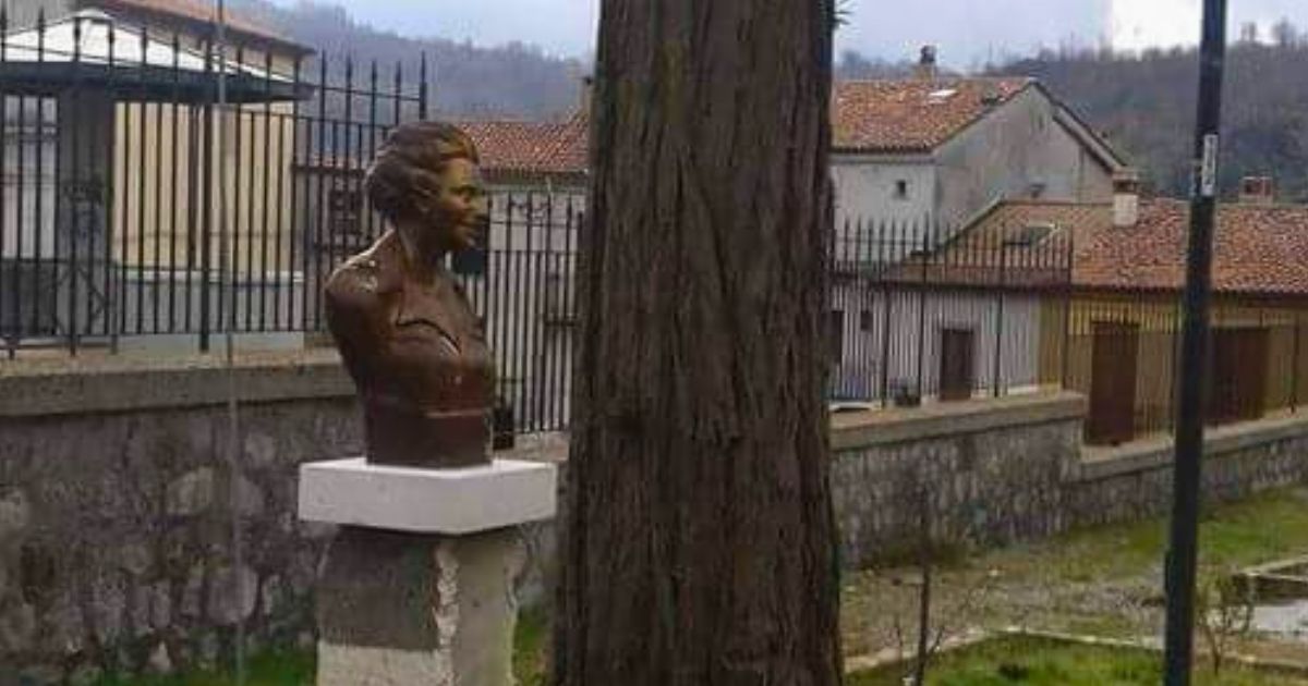 Busto di Donata Doni